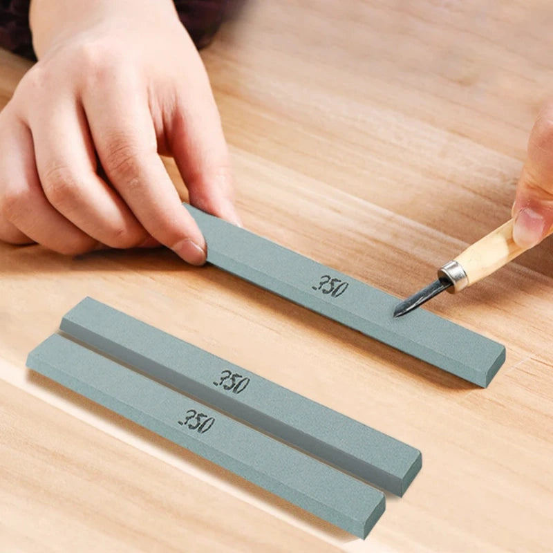 Coarse grinding ceramic oilstone