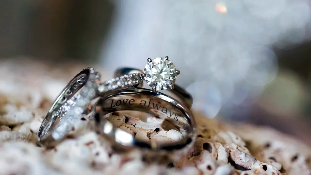 The Art of Ring Engraving Lakimi