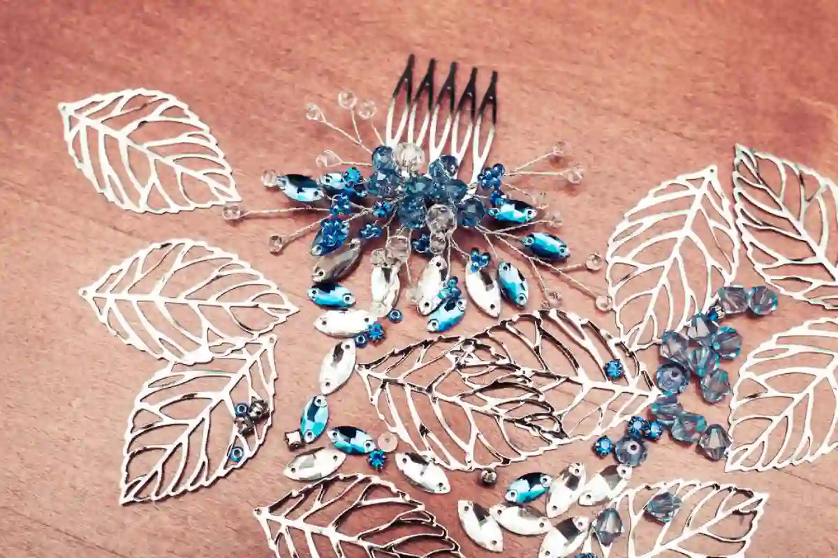 Hand engraved jewelry accessories